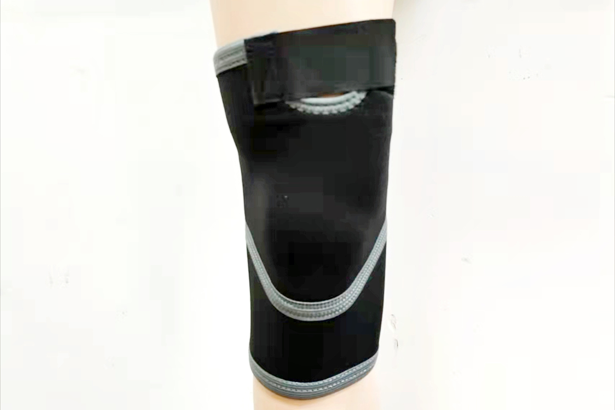 pull-up neoprene knee support